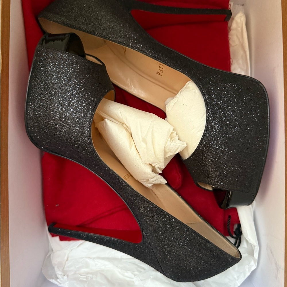 Christian Louboutin Black Heels with Elegant Design